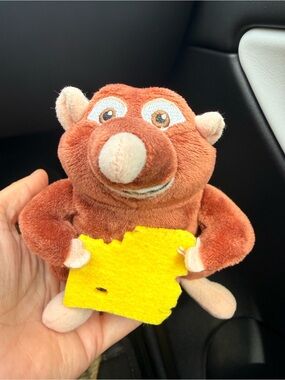 Disney Parks Ratatouille Emile With Cheese Magnetic Shoulder Plush